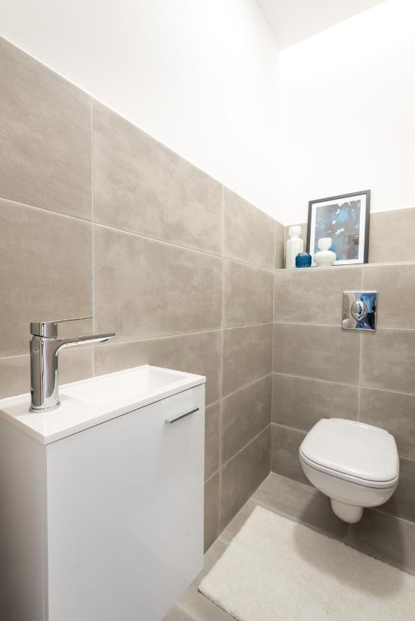 Hollo 3 Bedroom Downtown Apartment Budapest Exterior photo